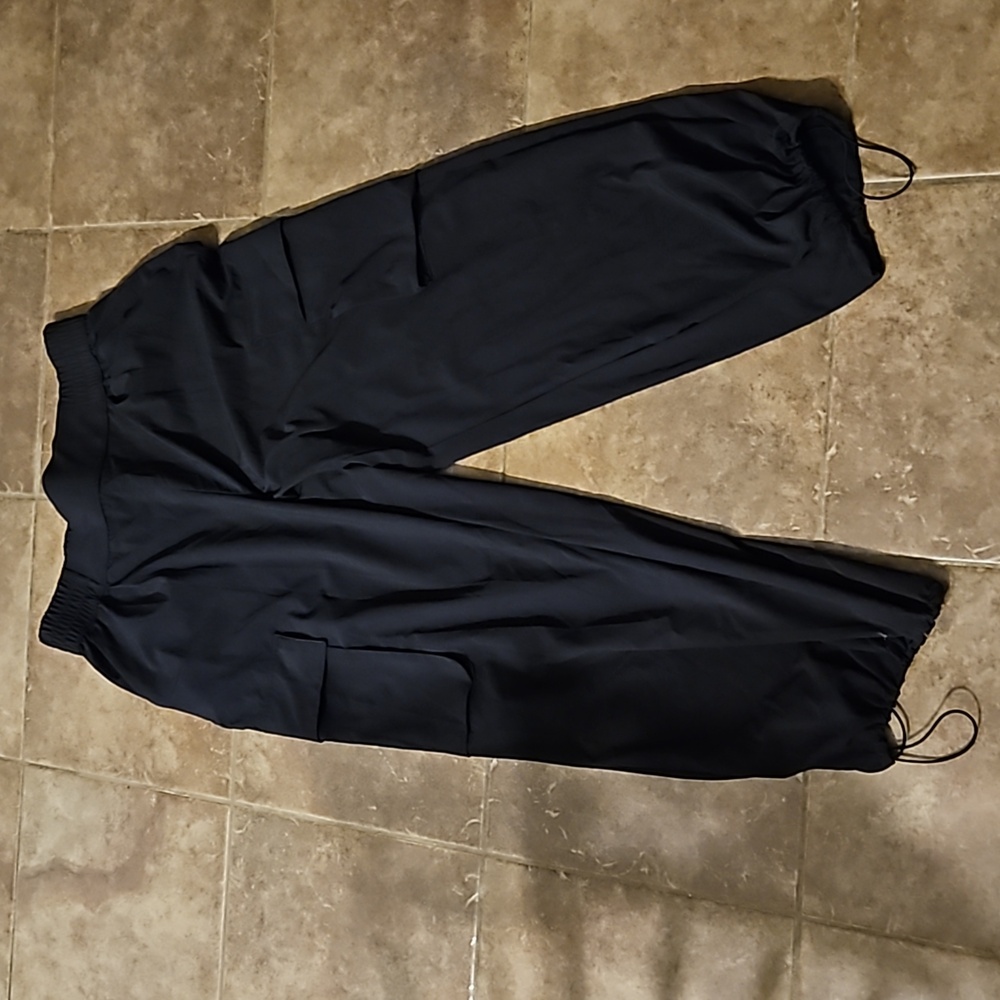 Women's joy lab wind pants size m